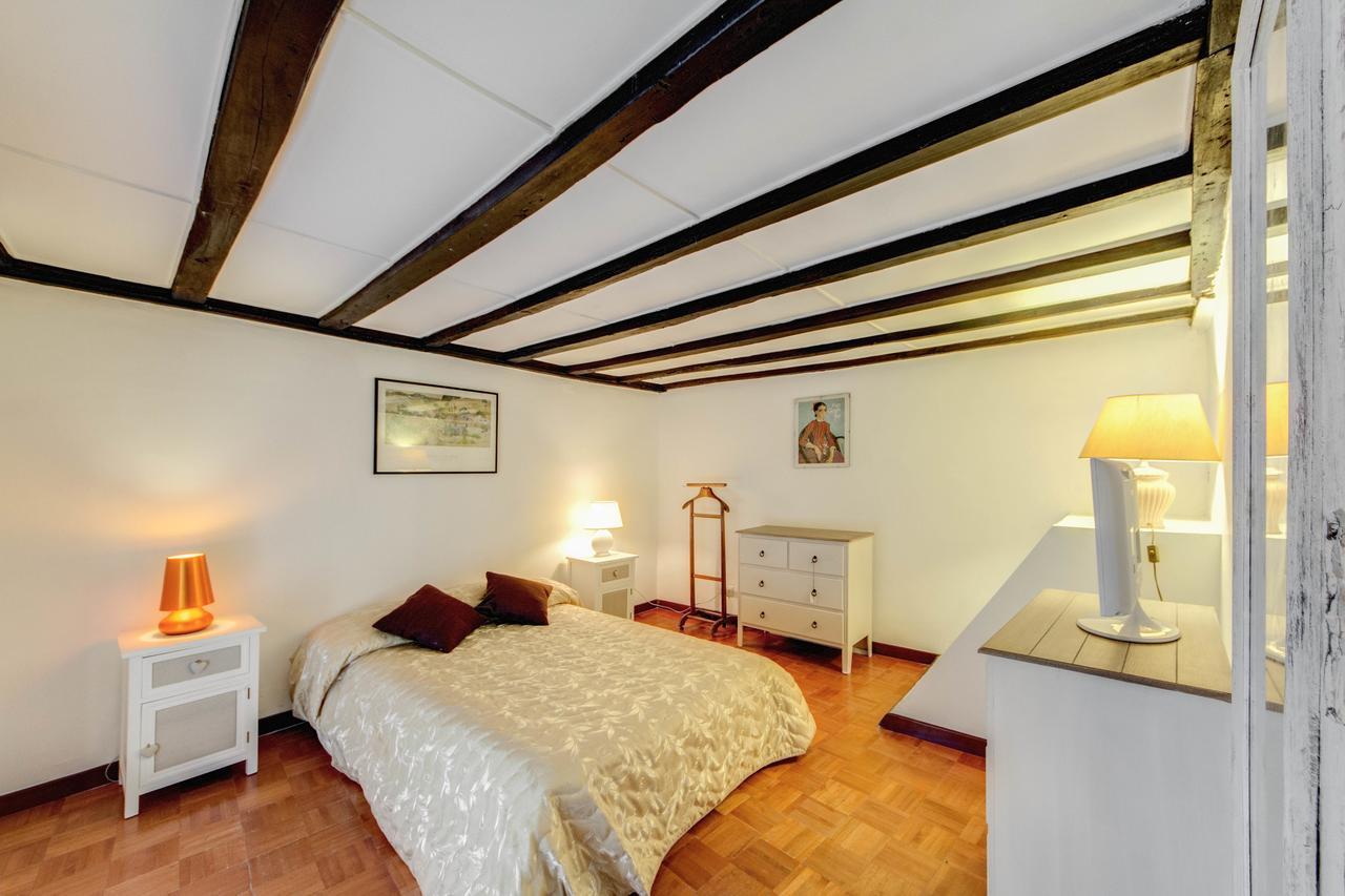 Apartment (120 M²), 2 Schlafzimmer Und 1 Eigene Badezimmer In Navona